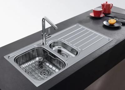 Franke Spark SKX 651 másfeles rozsdamentes acél mosogatótálca, felépítmény lecsöpögtetővel, megfordítható 101.0315.546