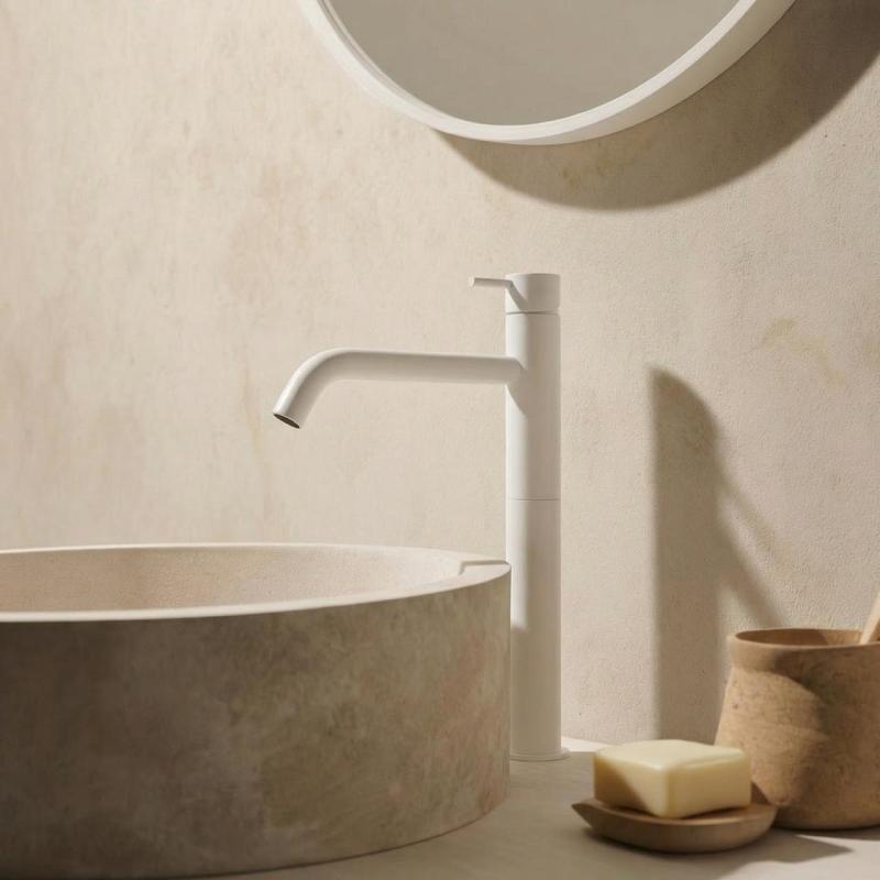 Waterevolution Flow washbasin tap high spout for washbasins incl. click plug matt white T115BR