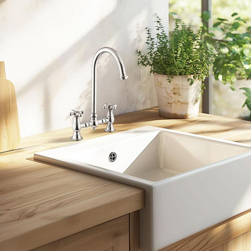 PB Nosztalgikus Konyhai Csaptelep Króm, kerek kifolyóval és csillag alakú fogantyúkkal PBN.CHR.R.ST