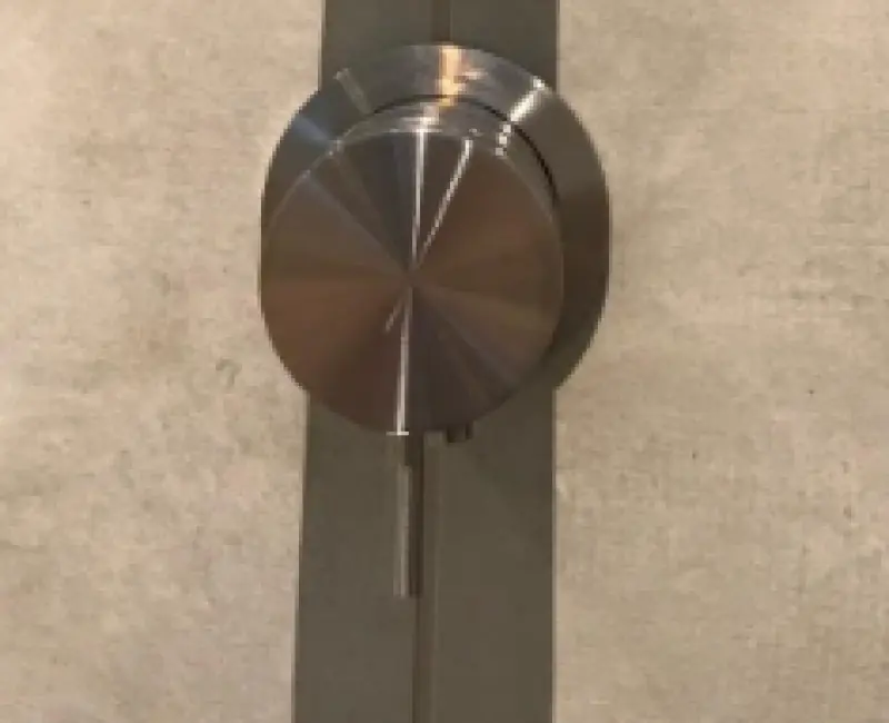 Waterevolution Flow beépíthető zuhanytermosztát masszív rozsdamentes acélból, kerek rozettával T142TBIE 1208816582