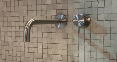 Waterevolution Flow beépíthető mosdócsap, teljes egészében rozsdamentes acélból T116BIEV2, 25 cm-es kifolyóval