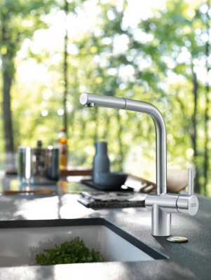 Franke rozsdamentes acél, csiszolt konyhai csaptelep, kihúzható Atlas Neo kifolyócső inox 115.0521.438