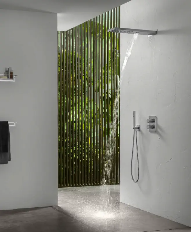 SB 316 Négyszögletes kézi zuhanykészlet tömlővel és akasztóval rozsdamentes acélból.