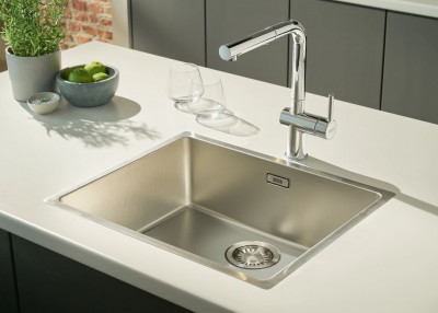 Franke Active L Keukenmengkraan chroom met uittrekbare handdouche 115.0653.379
