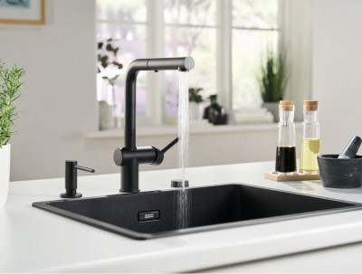 Franke Active L mat zwarte keukenkraan met uittrekbare handdouche 115.0653.382