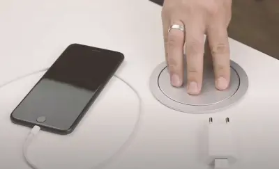Indux Push süllyeszthető ezüst konyhai munkalap aljzat, 3 csatlakozóval és 2 x USB 1208957411