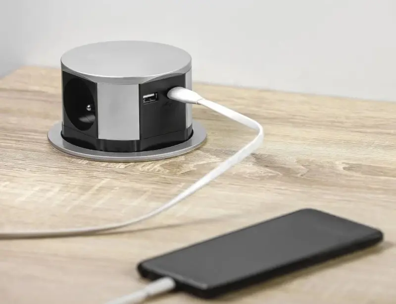 Indux Push süllyeszthető ezüst konyhai földelt dugalj munkalapon, 3 dugalj és 2 x USB 1208957412