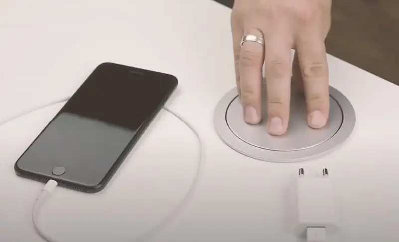 Indux Push süllyeszthető ezüst konyhai földelt dugalj munkalapon, 3 dugalj és 2 x USB 1208957412