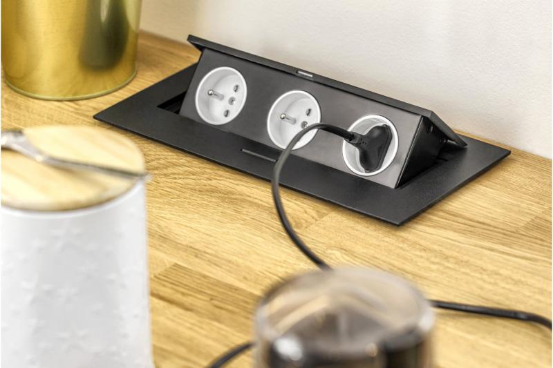 Négyzet alakú süllyesztett foglalat 1208958682