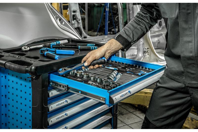 Hoegert Eszközszekrény 252 darab 1208962014