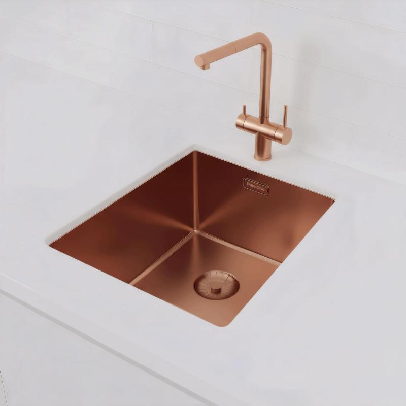 Pure.Sink Prestige mosogató 34x40 cm PVD Réz, 10 mm-es rádiusszal, alsó beépítéshez, süllyesztett és felületi beépítéshez PPG3440-62