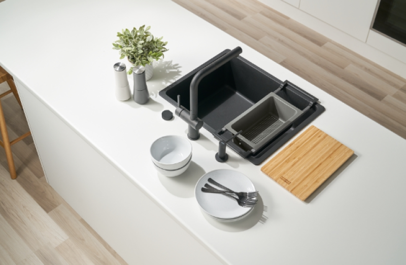 Franke Univerzális Kiegészítő All-In Szett 1 - Vágódeszka, Műanyag Betétrács és Teleszkópos Híd 112.0655.481