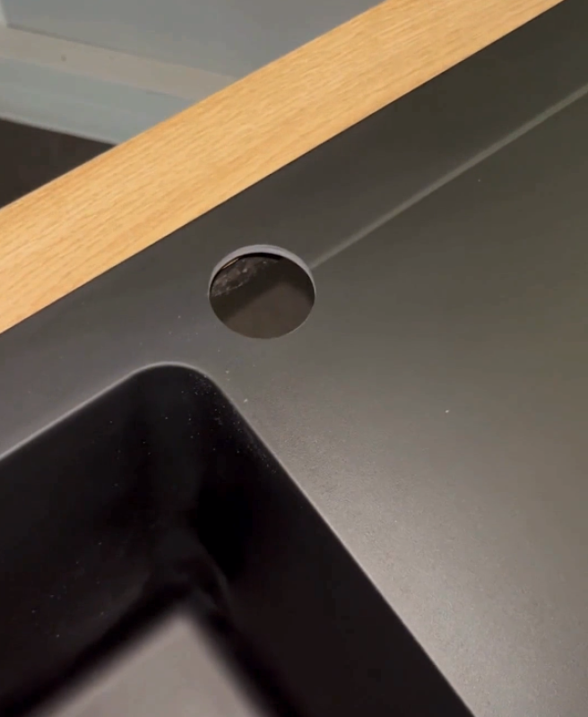 Hoegert 14 darabos szénacél lyukfűrész készlet.