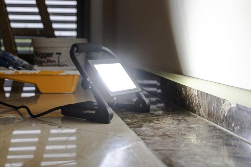 NELI Hordozható Reflektor, LED, 50W, 4500lm, 6400K, AC220-240V, IP65, 1,5m kábel