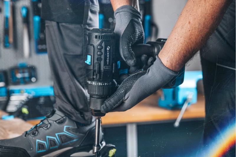 Högert borstelloze accu klopboormachine 18V voor baksteen, kő, fa, fém és műanyag.