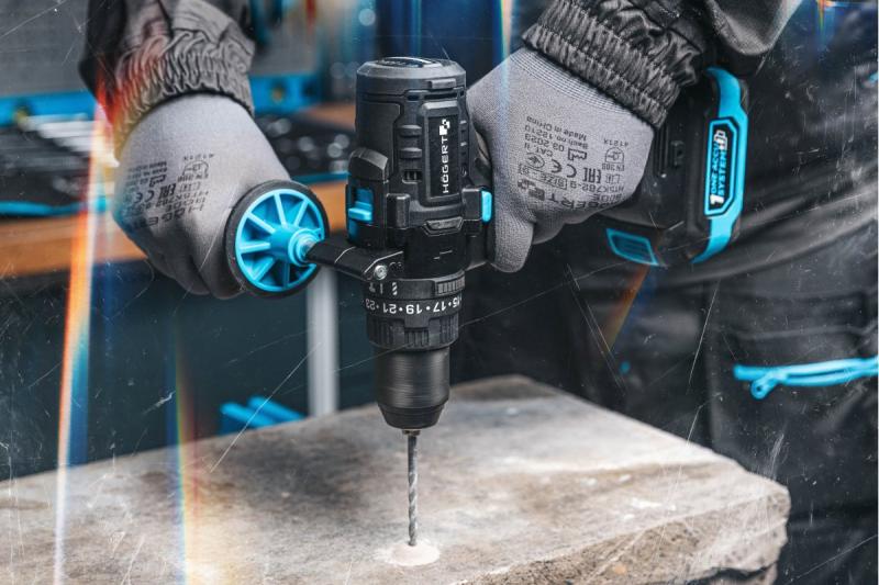 Högert erős akkumulátoros ütvefúró, kefefree, 18V