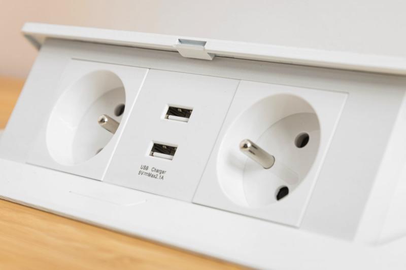 Puha, kihúzható aljzatmodul.