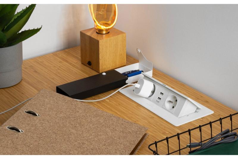 Puha, kihúzható aljzatmodul.