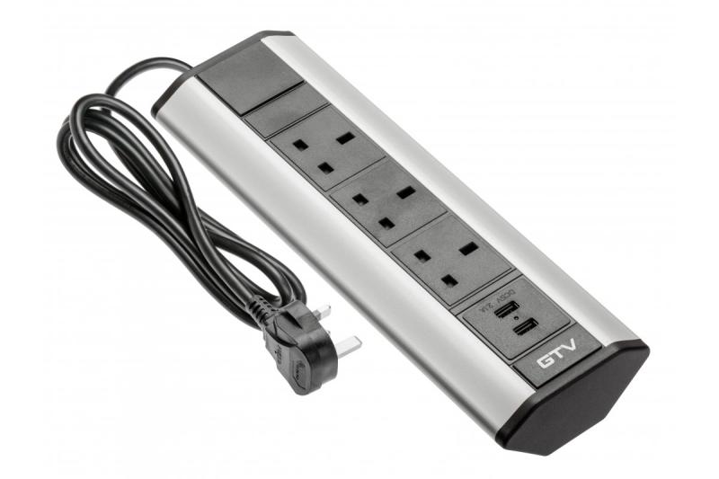 Irodai hosszabbítókábel szögletes 3x UK aljzattal, 2xUSB 2.1A 5V (ezüst) ANGOL VERZIÓ