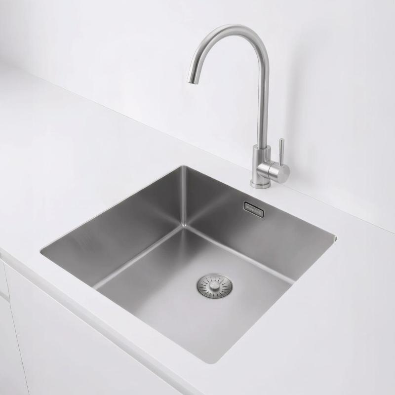 Pure.Sink Exclusivo RVS mosogató 40x40 cm 10mm sugárzású alulról, lapos építésű és felépítésű PEX4040-02
