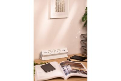 Basco bútoraljzat, 3 x földelt aljzat, USB A+C, 1,5 m kábel, fehér, szereléssel