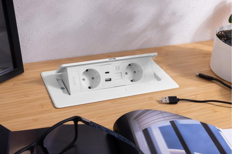 MULTISOFT bútorszerelvény, 2xSHUKO, USB A+C, RJ45, 1,5 m kábel, fehér