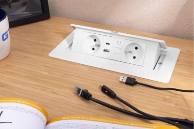 MULTISOFT Bútorcsatlakozó 2x Földelt Dugalj, USB A+C, RJ45, Hálózati Kábel Csatlakozóval, Fehér