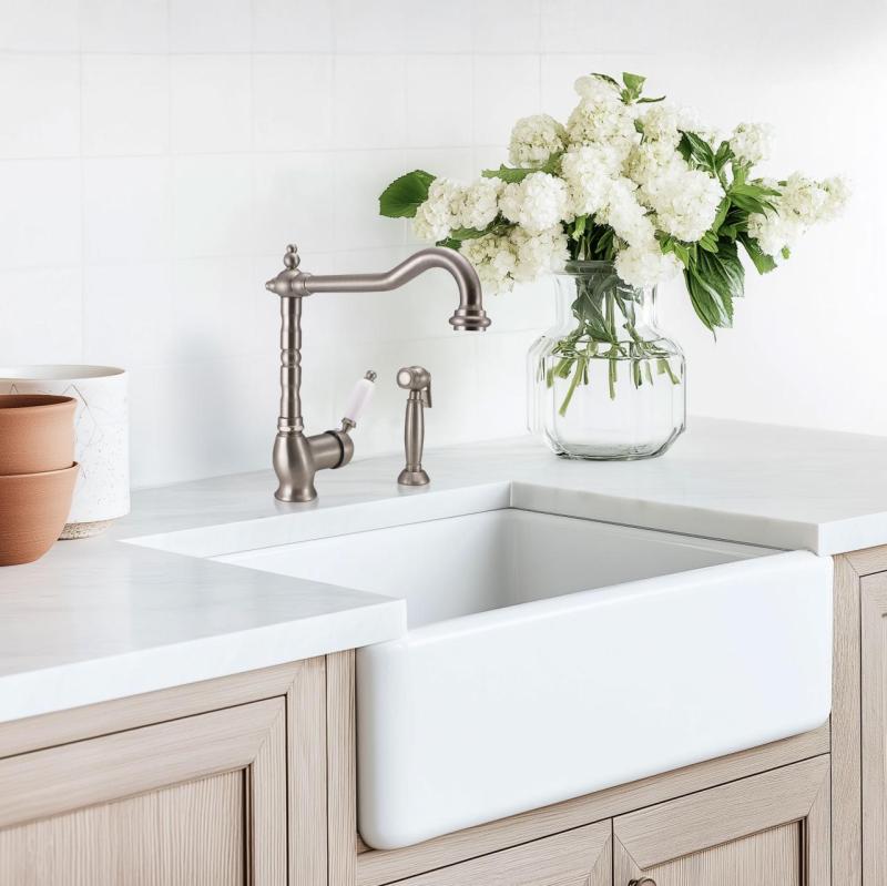 PB Nostalgikus, kihúzható konyhai kézi zuhany, klasszikus rozsdamentes acél